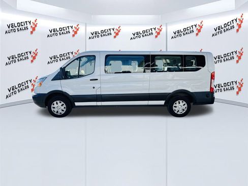 Used 2019 Ford Transit 350 XLT image 6