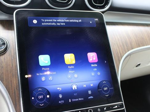 Used 2025 Mercedes-Benz C 300 4MATIC Sedan image 28