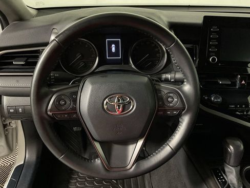 Used 2022 Toyota Camry SE FWD image 24