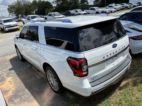 Used 2023 Ford Expedition Max Platinum AWD/4WD image 6
