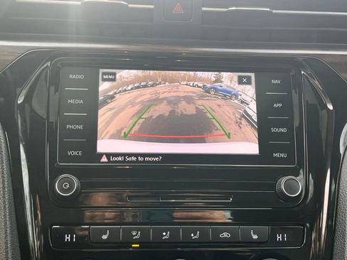 Certified 2020 Volkswagen Passat 2.0T SEL image 38