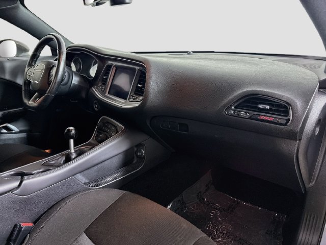 Used 2020 Dodge Challenger R/T Scat Pack RWD image 27