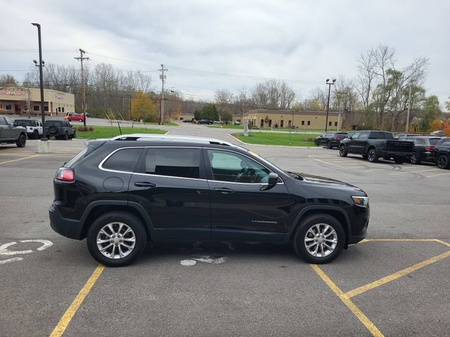 Used 2019 Jeep Cherokee Latitude w/ Popular Appearance Group AWD/4WD image 15