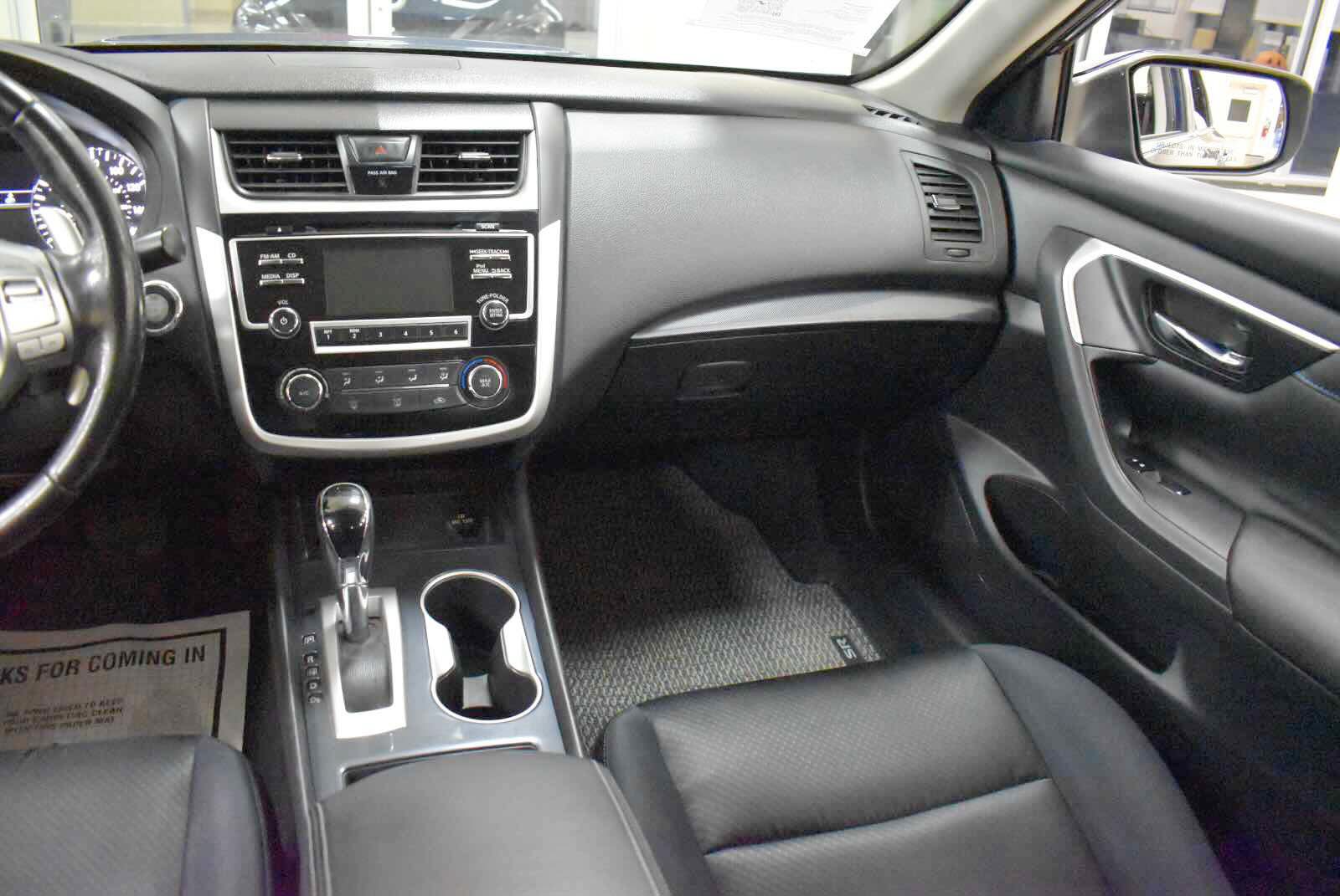 Used 2018 Nissan Altima 2.5 SR FWD image 15