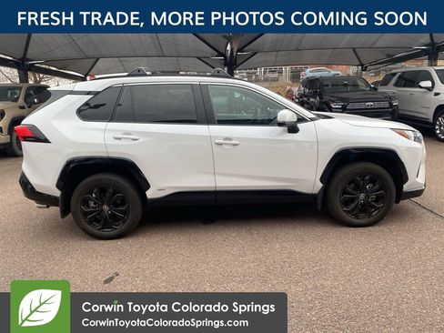 Used 2023 Toyota RAV4 SE AWD/4WD image 9