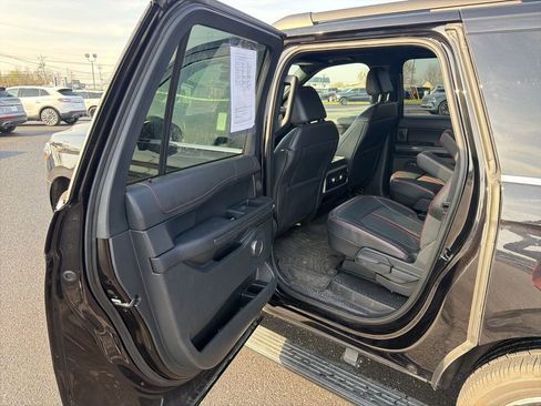 Used 2023 Ford Expedition Max Limited image 16