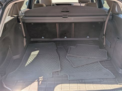 Used 2019 Mercedes-Benz E 450 4MATIC Wagon image 32