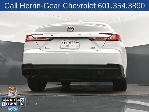 Used 2025 Toyota Camry SE w/ Multimedia Upgrade Package FWD image 41
