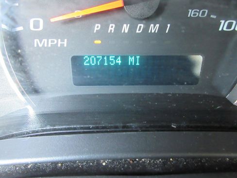 Used 2021 Chevrolet Express 2500 w/ Safety Package RWD image 12