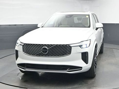 New 2026 Volvo XC90 T8 Ultra w/ Protection Package Premier AWD/4WD image 3