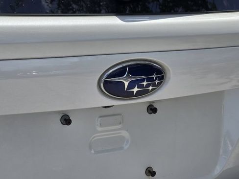 Used 2020 Subaru Crosstrek 2.0i Limited w/ Moonroof Package w/Navigation AWD/4WD image 9