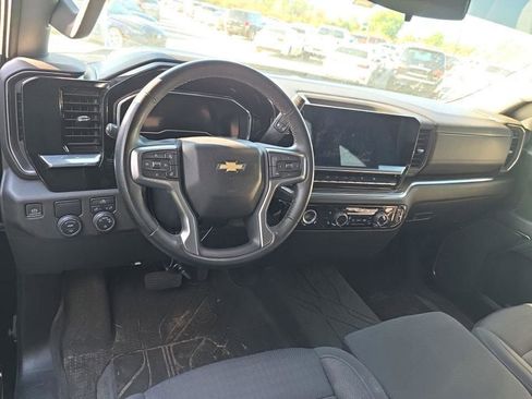 Used 2023 Chevrolet Silverado 1500 LT w/ Protection Package image 7