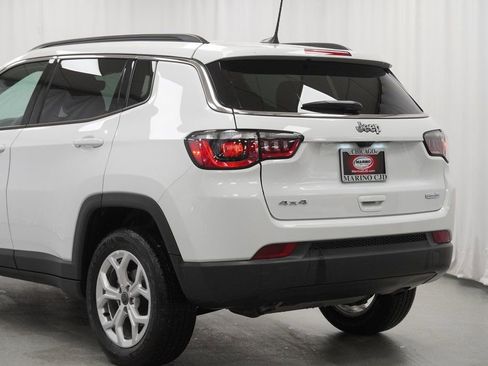 Certified 2025 Jeep Compass Latitude image 13