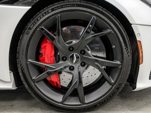 Used 2019 Aston Martin DBS Superleggera RWD image 38
