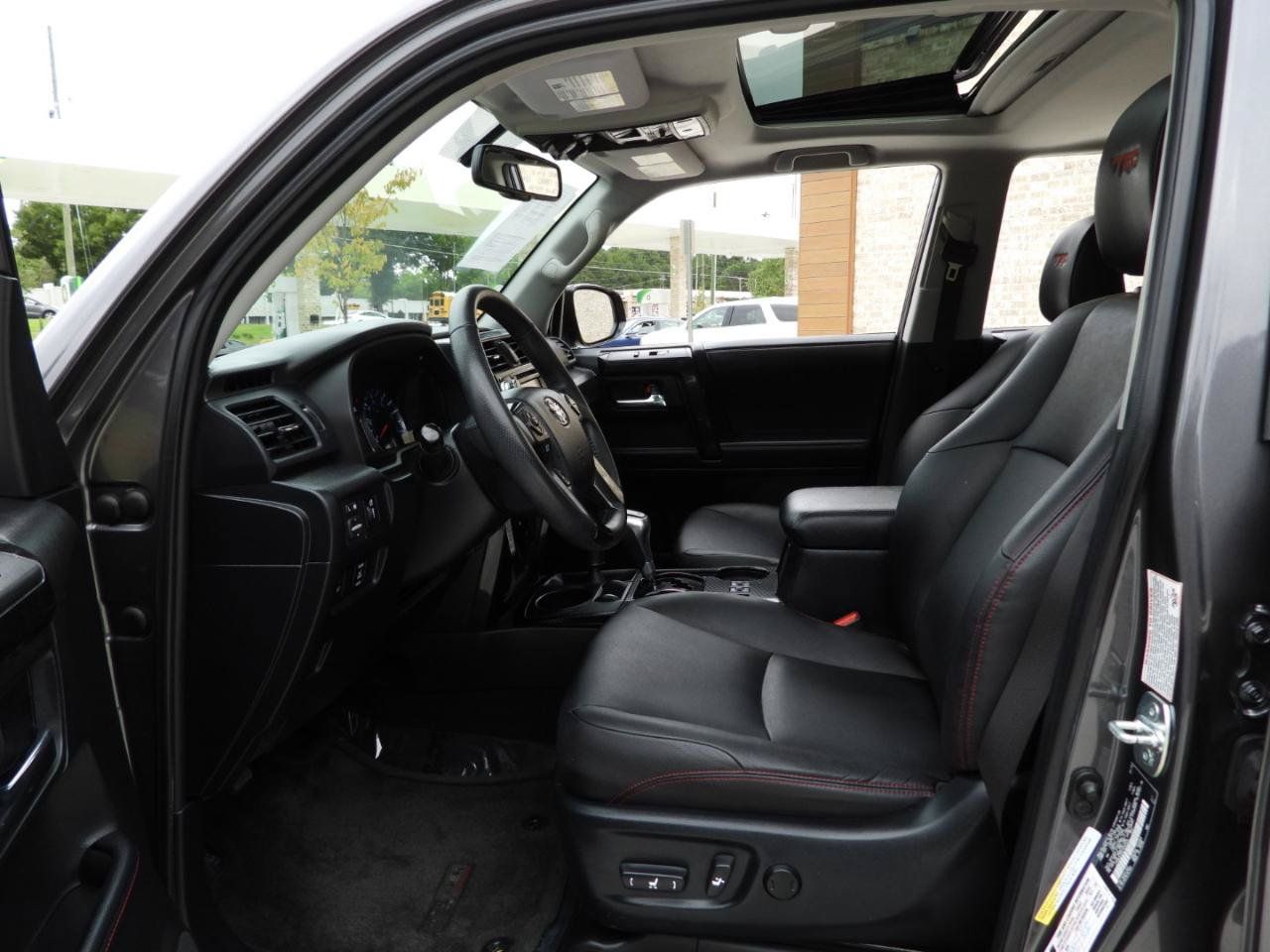 Used 2018 Toyota 4Runner TRD Off-Road Premium AWD/4WD image 81