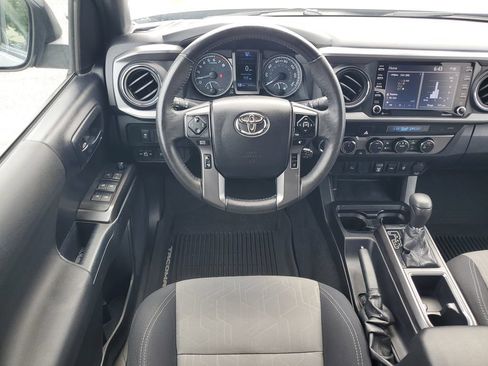 Used 2021 Toyota Tacoma TRD Off-Road AWD/4WD image 26