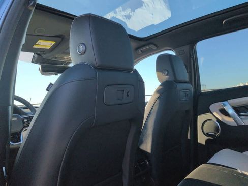 New 2026 Land Rover Discovery Sport Landmark image 16