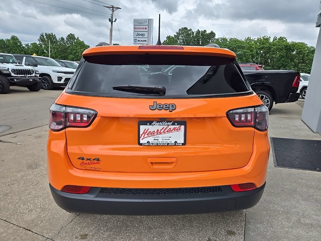 New 2026 Jeep Compass Latitude AWD/4WD image 8