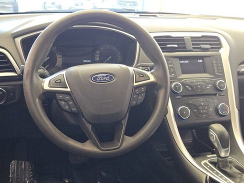 Used 2013 Ford Fusion SE image 13