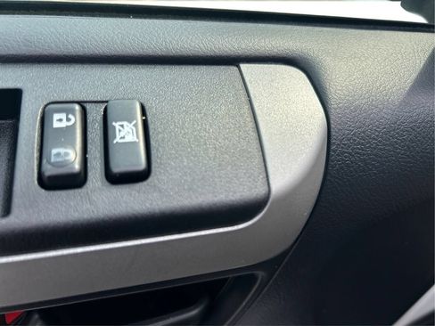 Used 2010 Toyota 4Runner SR5 w/ Convenience Pkg AWD/4WD image 42