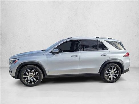 Used 2025 Mercedes-Benz GLE 350 4MATIC image 9
