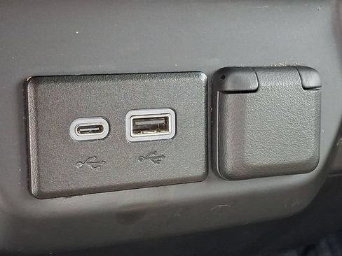 Used 2025 Chevrolet Silverado 1500 W/T RWD image 22