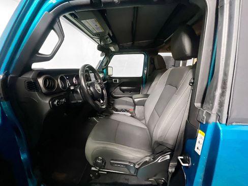 Used 2020 Jeep Wrangler Sport image 14