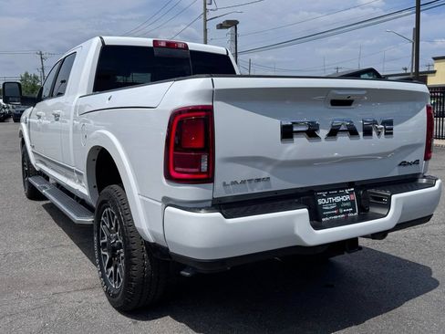 Used 2026 RAM 2500 Limited AWD/4WD image 5