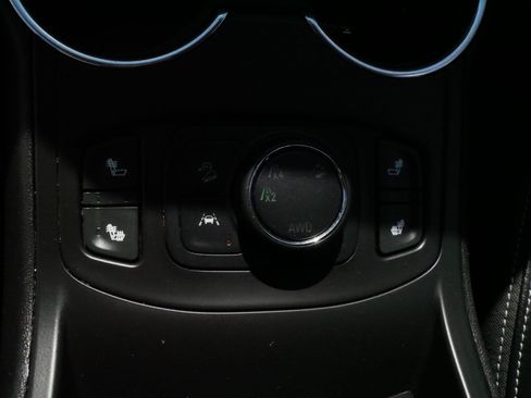 Used 2023 GMC Terrain SLT AWD/4WD image 29