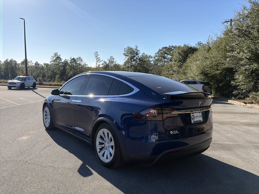 Used 2020 Tesla Model X Long Range AWD/4WD image 5