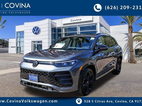 New 2026 Volkswagen Tiguan SE R-Line image 3