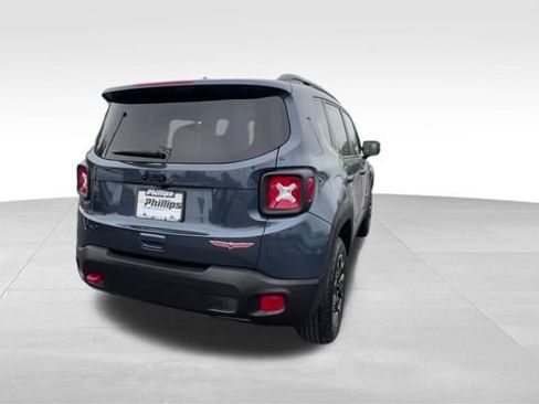 Used 2023 Jeep Renegade Trailhawk w/ Sun/Sound Group AWD/4WD image 8