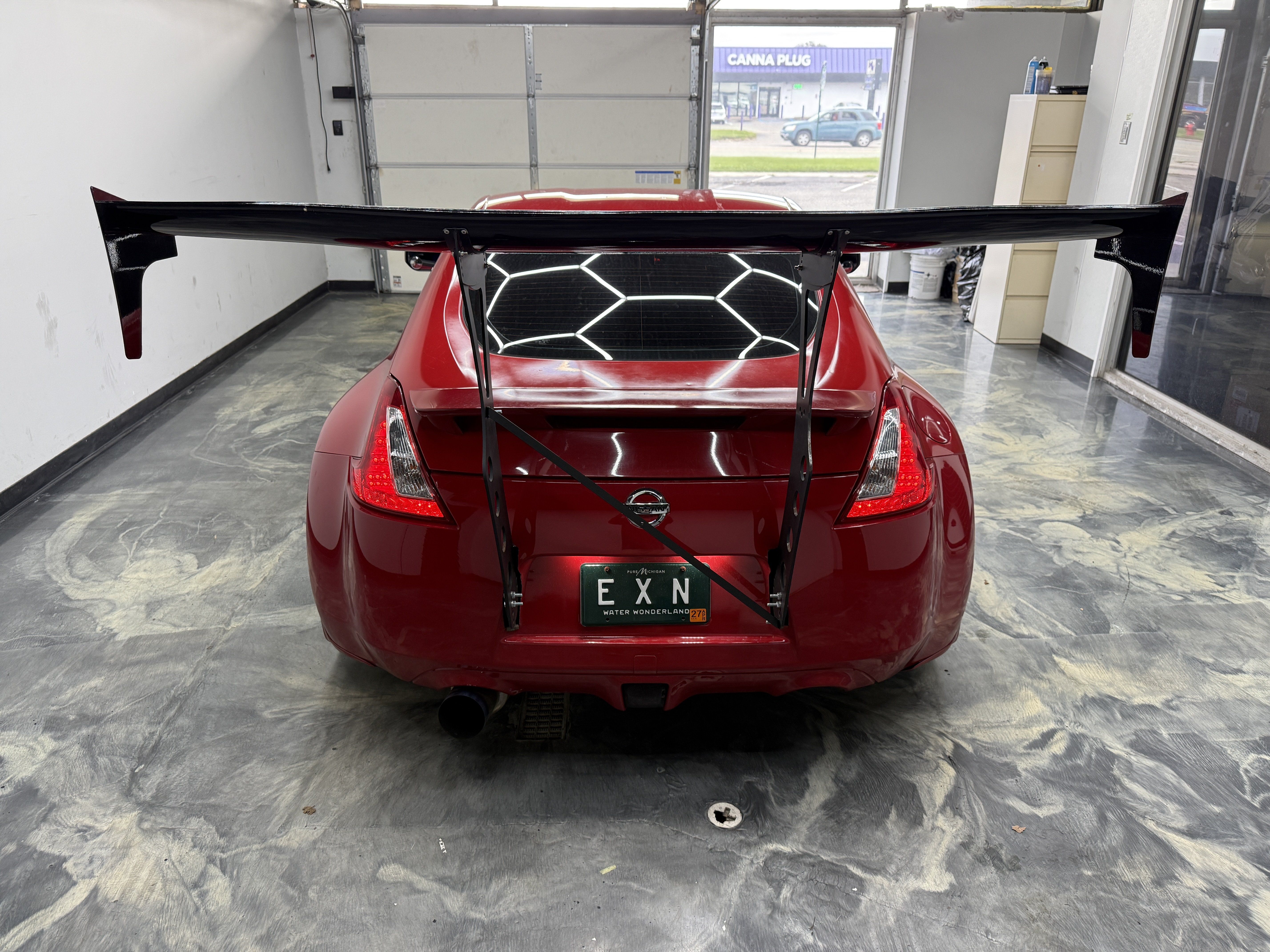 Used 2011 Nissan 370Z Coupe w/ Sport Pkg RWD image 4