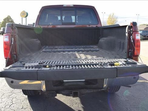 Used 2016 Ford F350 Lariat w/ Chrome Package image 42