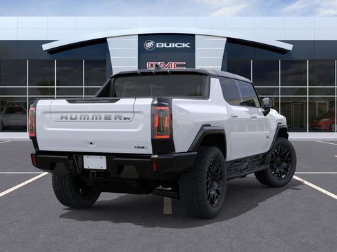 New 2026 GMC Hummer EV 4x4 Crew Cab image 4