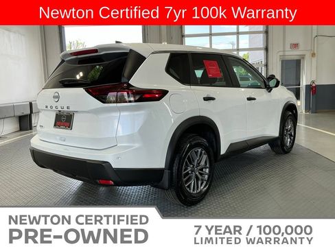 Used 2025 Nissan Rogue S FWD image 23