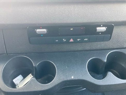 Used 2022 Mercedes-Benz Sprinter 2500 image 15