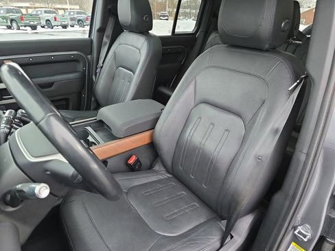 Used 2021 Land Rover Defender 110 SE image 16