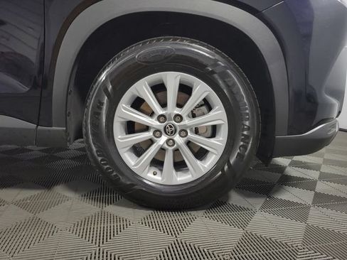 Used 2025 Toyota Grand Highlander AWD image 11