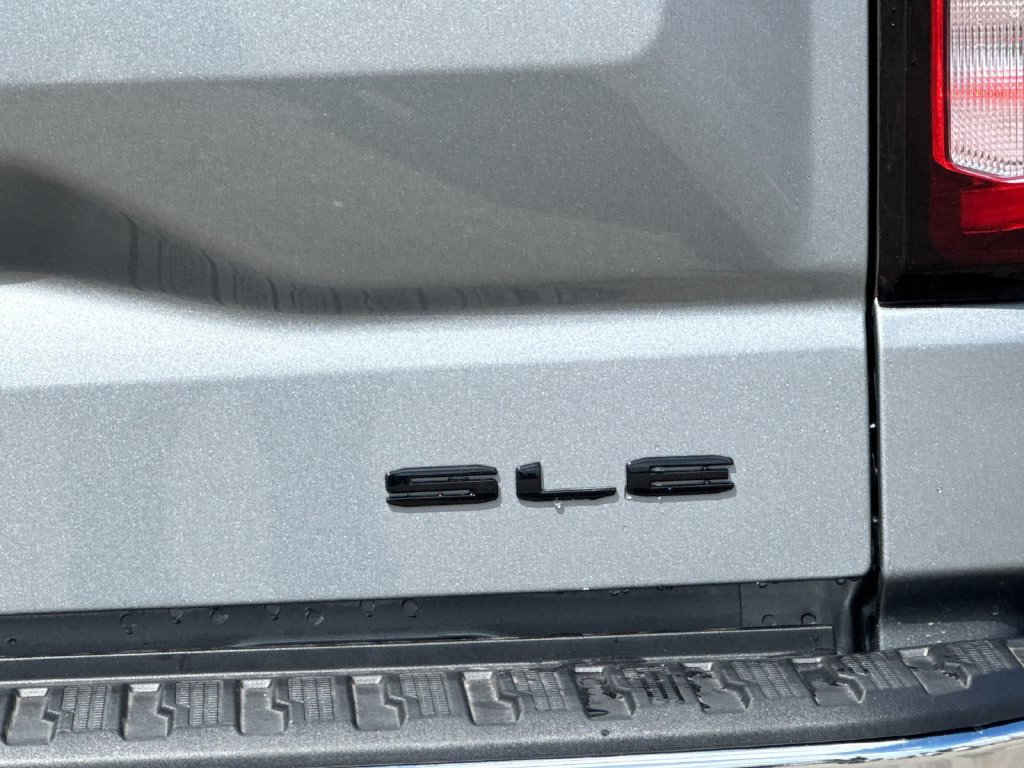 New 2026 GMC Sierra 1500 SLE w/ Preferred Package AWD/4WD image 24