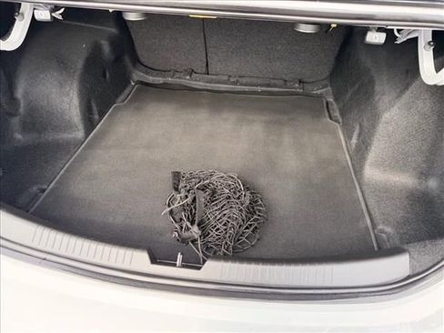 Used 2020 Chevrolet Malibu Premier image 23