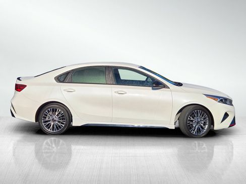 Used 2023 Kia Forte GT-Line w/ GT-Line Technology Package image 7