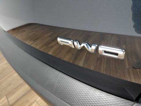 Certified 2022 Ford Escape SE w/ SE Sport Appearance Package image 14