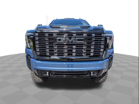 Used 2026 GMC Sierra 2500 Denali Ultimate w/ Max Trailering Package AWD/4WD image 9