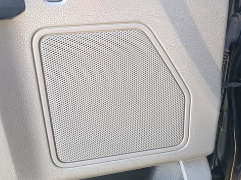 Used 2018 Ford F150 XLT image 12