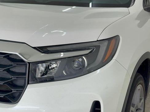 Used 2023 Honda Passport EX-L image 12