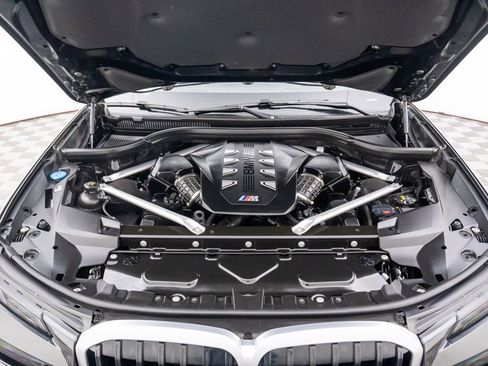 Certified 2025 BMW X7 M60i w/ Executive Package image 35