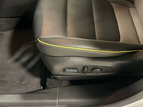 Used 2024 Chevrolet TrailBlazer ACTIV w/ Driver Confidence Package image 21