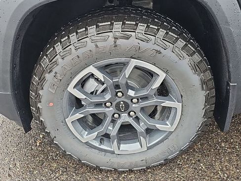 New 2026 Chevrolet Equinox ACTIV w/ Convenience Package III image 32