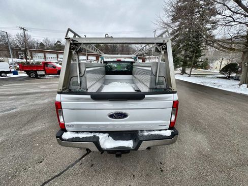 Used 2017 Ford F250 XL w/ Power Equipment Group image 19